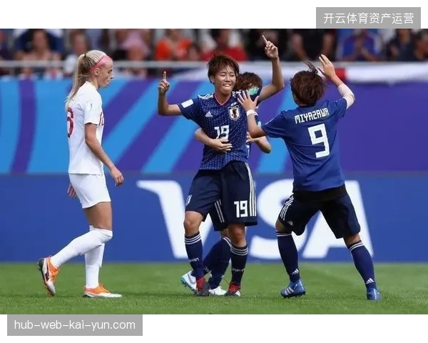 日本队世界杯小组赛程挑战巨大,森保一需应对首战强敌荷兰与末轮高原气候的双重难题 日本队世界杯小组赛程挑战巨大,森保一需应对首战强敌荷兰与末轮高原气候的双重难题